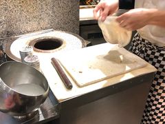 -巷内锅盔(西城都荟店)