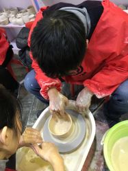 -泥娃娃DIY陶吧(易生活购物公园店)