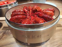 -巴厘龙虾·榜首油焖大虾(音乐学院·沿江酒馆店)