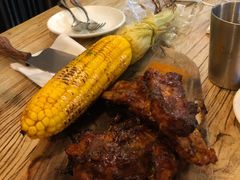 美式烟熏烧烤猪肋排配烤玉米-Cyclus Craft Kitchen薩克思手工厨房