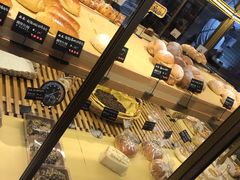 -啊噗吐呦现场烘焙(麦凯乐店)