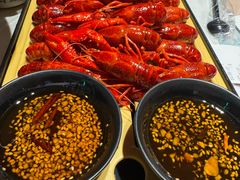 -肥肥虾庄·金牌油焖大虾(首义路店)