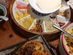 -怪噜范·老贵阳街头名小吃(鸿通城店)