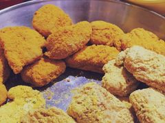 -BHC炸鸡(明洞总店)