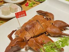 -丽华园·武汉地标楚菜餐厅(青山江滩店)