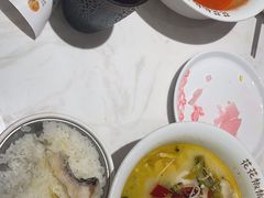 -渝是乎酸菜鱼(龙旗购物中心店)