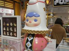 -泡泡玛特POPMART(上海环球港店)