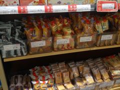 -良品铺子(白云新世界店)