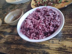 -哈尼梯田美食土菜馆