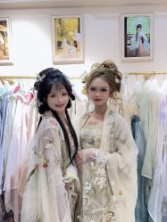 -一揽芳华汉服旗袍体验馆(拙政园店)