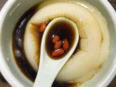 -红九格老火锅(三峡广场店)