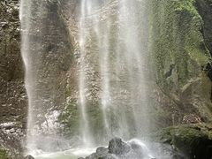 -龙水峡地缝景区