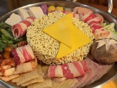 小木屋部队锅-恩你小木屋·韩式料理(假日广场店)