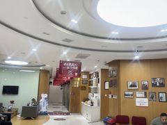 -雅悦齿科(顾村公园店)