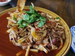 火爆肝腰-小杨翘脚牛肉