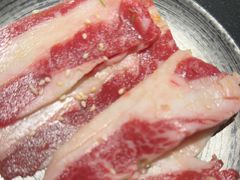 -山川小町·极番烧肉(新地假日广场店)