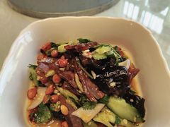 -鑫巴蜀小镇 · 水煮鱼专研店(玉桥店)