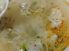 -小杨生煎(金山百联购物中心3楼店)