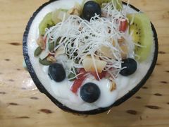 西瓜奇异果椰子碗-Dreamsalad梦想轻厨(健康轻食·减脂沙拉·意面·祖庙店)