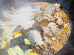 -边江铁锅炖鱼(振八街店)
