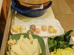 -润园四季椰子鸡火锅(卓越INTOWN店)