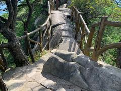 -罗田薄刀峰风景区