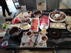 -何鲜菇火锅(大营盘店)