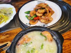 生滚白贝鲜虾粥-盈田盈粥庄(博山东路店)
