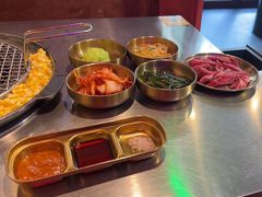 -釜山火炉·海鲜烤肉(紫藤路店)
