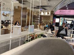 -奈雪的茶(湖滨银泰in77C区PRO店)