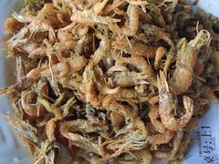 油炸河虾-小赖鱼馆