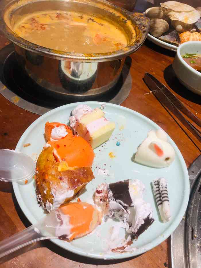 钦瓦台海鲜火锅烤肉时尚自助餐厅-"从开业到现在,一直听别人说起这个