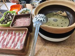 -菌小白火锅(时尚天河店)