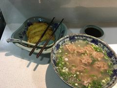 -老新隆牛肉锅贴(新街口店)