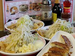 -拉面莊夢語＆中华料理八椿