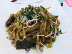 干炒牛河-金华安大酒楼·老牌潮菜·粤式茶点(东方国际店)