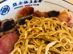 -镇南锅盖面馆(解放路店)