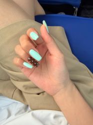 -悦指间美甲美睫