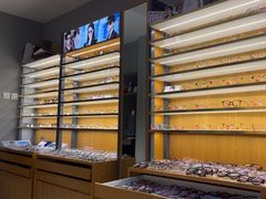 -优医视平价眼镜蔡司依视路折扣工厂店(德胜门店)