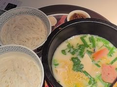 -妈妈故事米线(市府恒隆店)