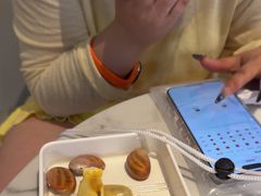 -涨巢·潮玩水疗局