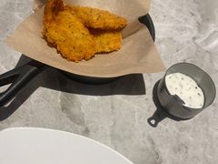 -必胜客(东大桥店)