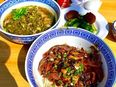 -沪西老弄堂面馆(定西路店)