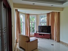 -金孔雀温泉旅游度假村