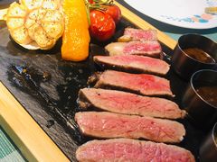 澳洲特拉克拉M3肉眼牛排-蜜桃花开·中西融合菜E&W(南长街店)