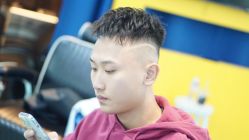 -DL BARBERSHOP男士理发店