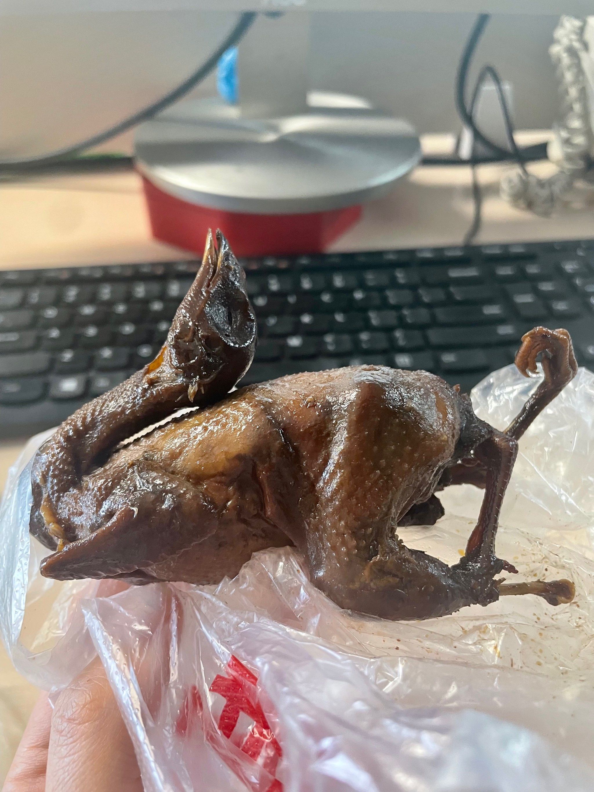 卤鹌鹑吃过没有?
