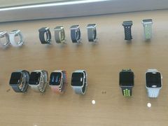 -Apple零售店(华贸购物中心店)