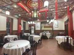 -梅龙镇酒家(南京西路总店)