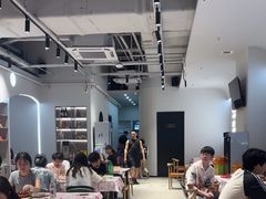 -老班长·小龙虾·鲜货烧烤大排档(金街美地店)